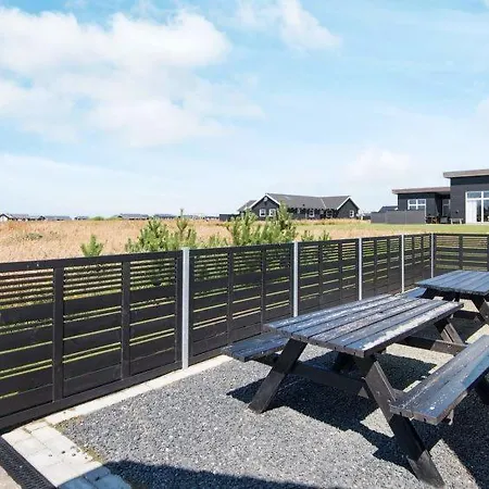 Sleeps 20 Pool Wifi Nørre Lyngby