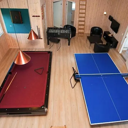 Σπίτι διακοπών Sleeps 20 Pool Wifi *